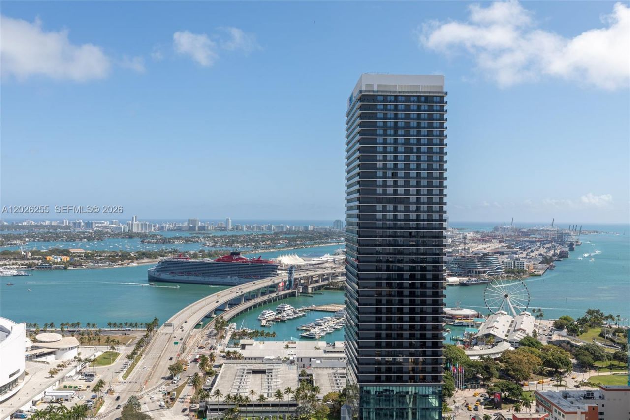 121 NE 5th St , Unit 510, Miami, FL 33132 Photo