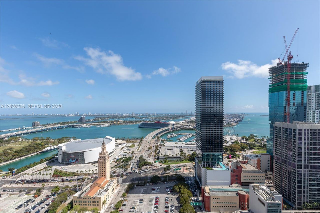 121 NE 5th St , Unit 510, Miami, FL 33132 Photo