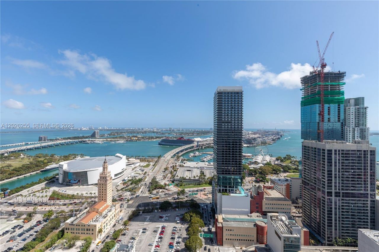 121 NE 5th St , Unit 510, Miami, FL 33132 Photo