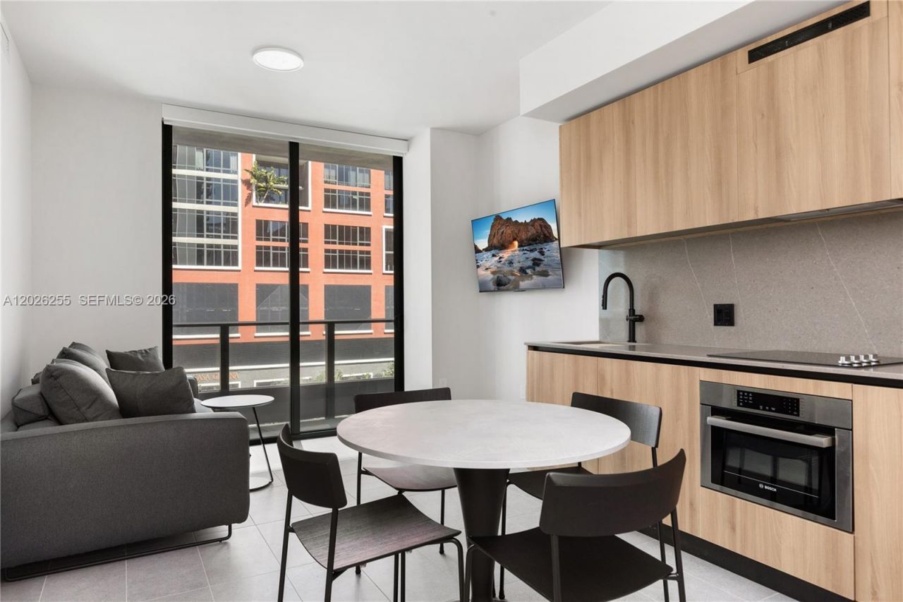 121 NE 5th St , Unit 510, Miami, FL 33132 Photo