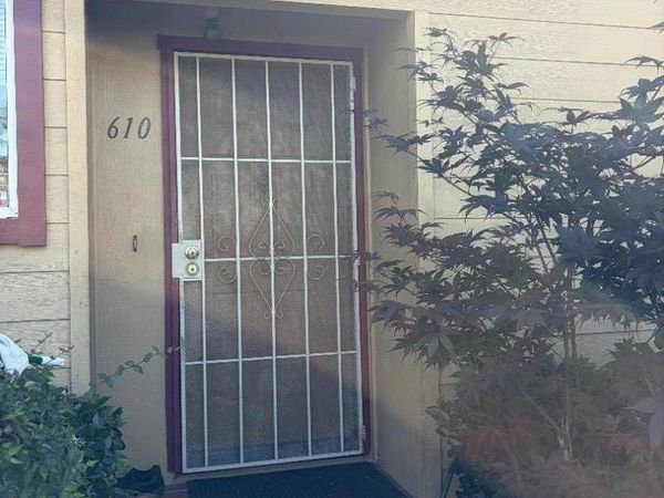 610 Hilton Street, Unit 9, Redwood City, CA 94063