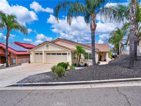 30446 South Fork Drive, Canyon Lake, CA 92587