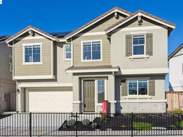 1484 Monument Ln, Fairfield, CA 94533