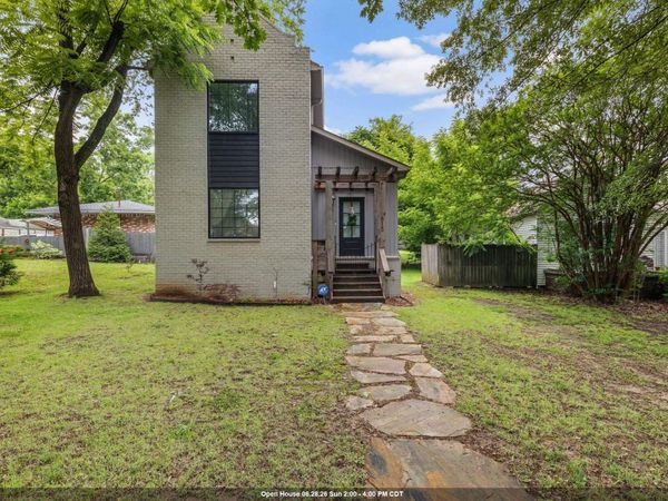 615 Tuscaloosa St E, Florence, AL 35630