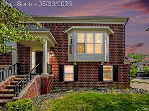 776 PAINT CREEK Drive, Troy, MI 48085