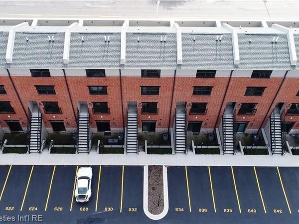 642 W 11 MILE Road, Royal Oak, MI 48067