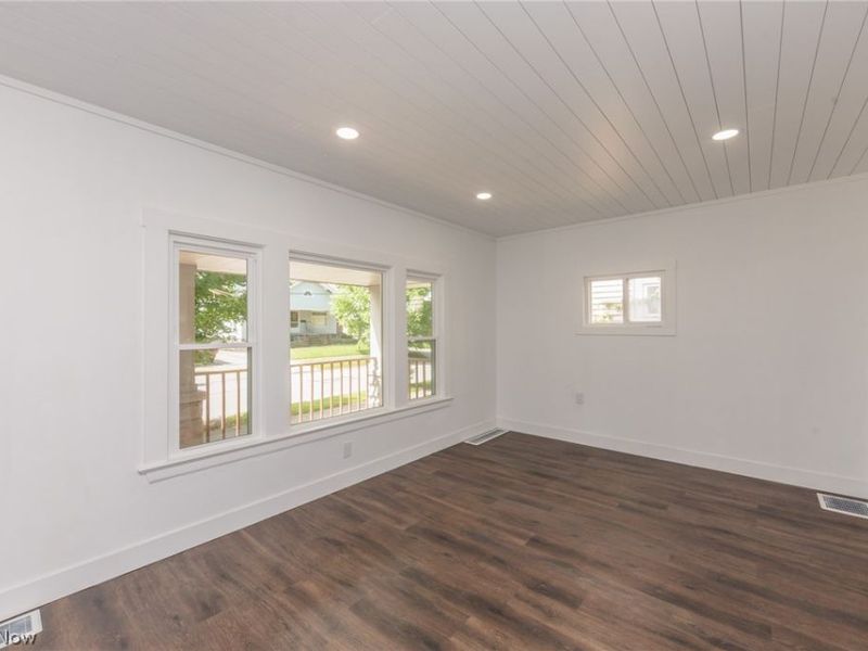 4022 Cypress Avenue, Cleveland, OH 44109 Photo 7