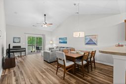 6253 Catalina Dr.  photo 4