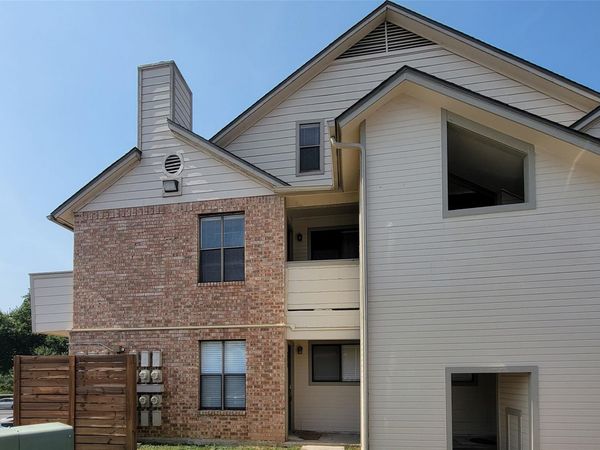 2500 Burleson RD, Unit 210, Austin, TX 78741