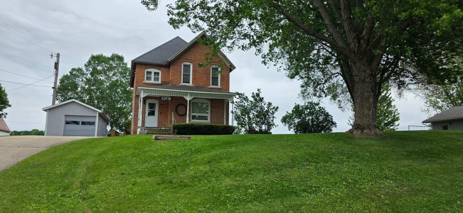 N17088 E Orchard Lane , Galesville, WI 54630