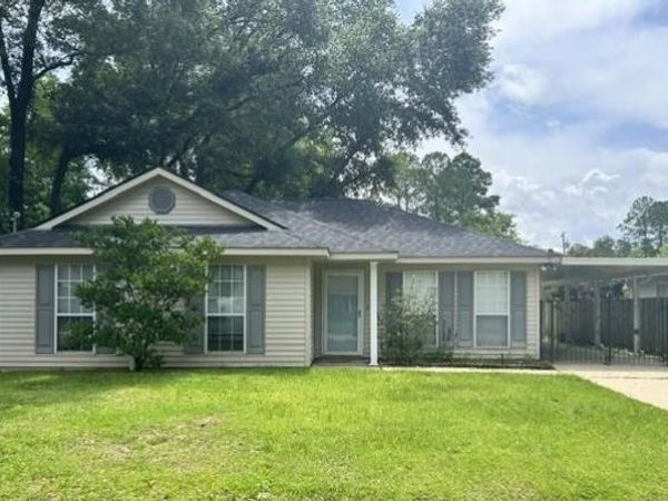 70412 FIRST Street, Covington, LA 70433