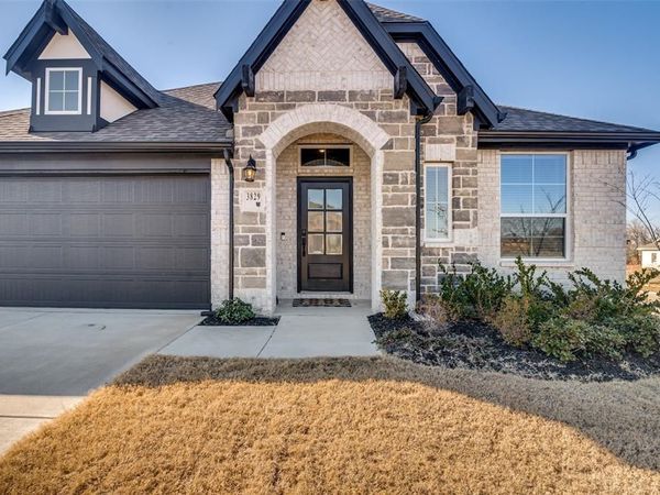 3829 Walnut Creek, Crandall, TX 75114