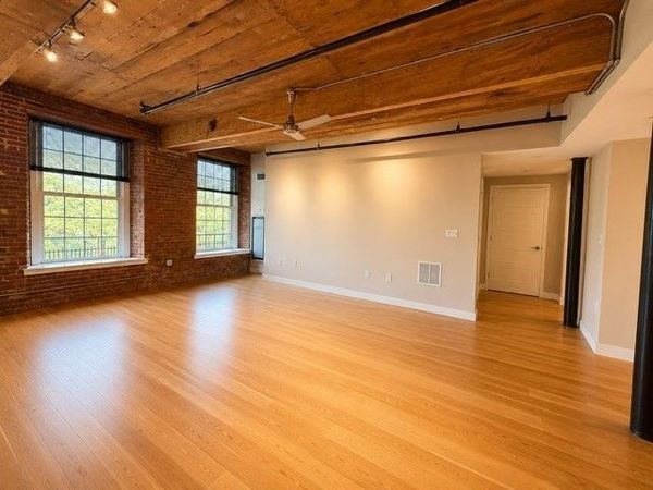130 John St, Unit G44, Lowell, MA 01852
