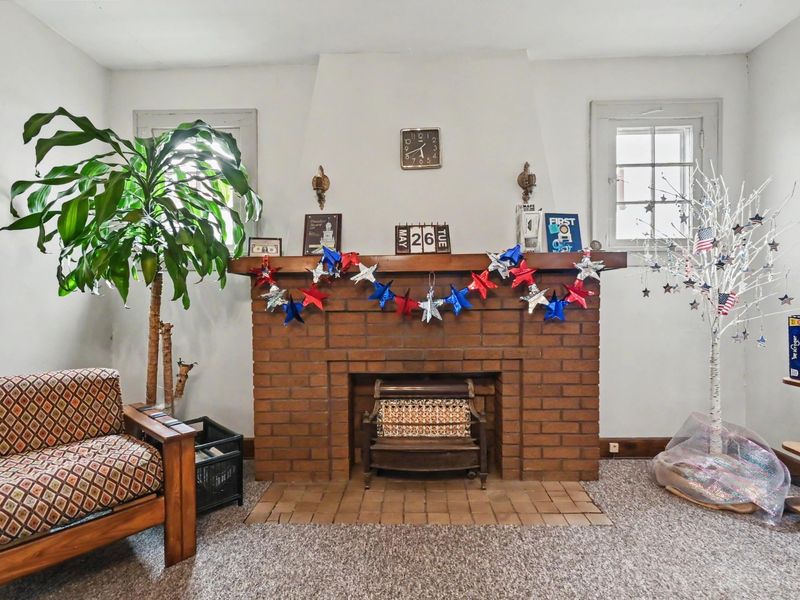 743 & 743 1/2 Harding Way W, Galion, OH 44833 Photo 6
