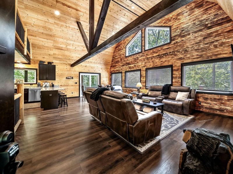 12089 Cantwell Cliffs Road, Rockbridge, OH 43149 Photo 10