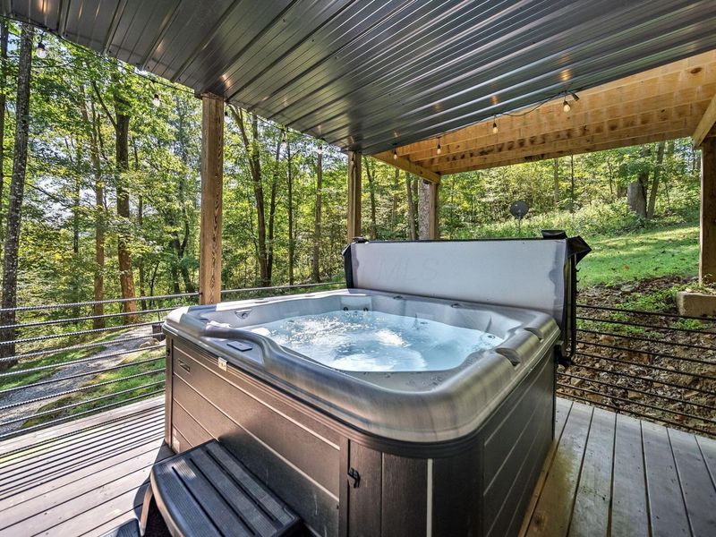 12089 Cantwell Cliffs Road, Rockbridge, OH 43149 Photo 46