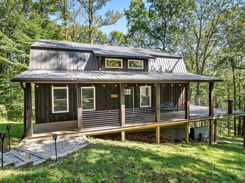 12089 Cantwell Cliffs Road, Rockbridge, OH 43149 Photo 5