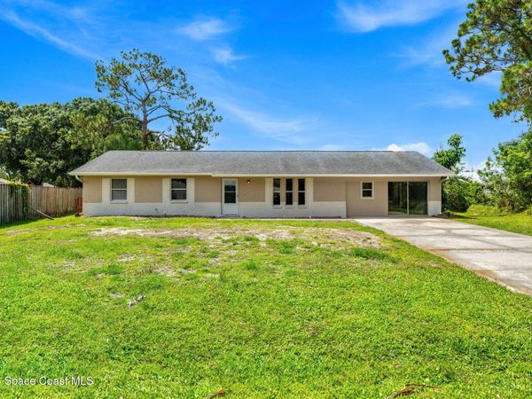 986 Jettie Street NE , Palm Bay, FL 32907
