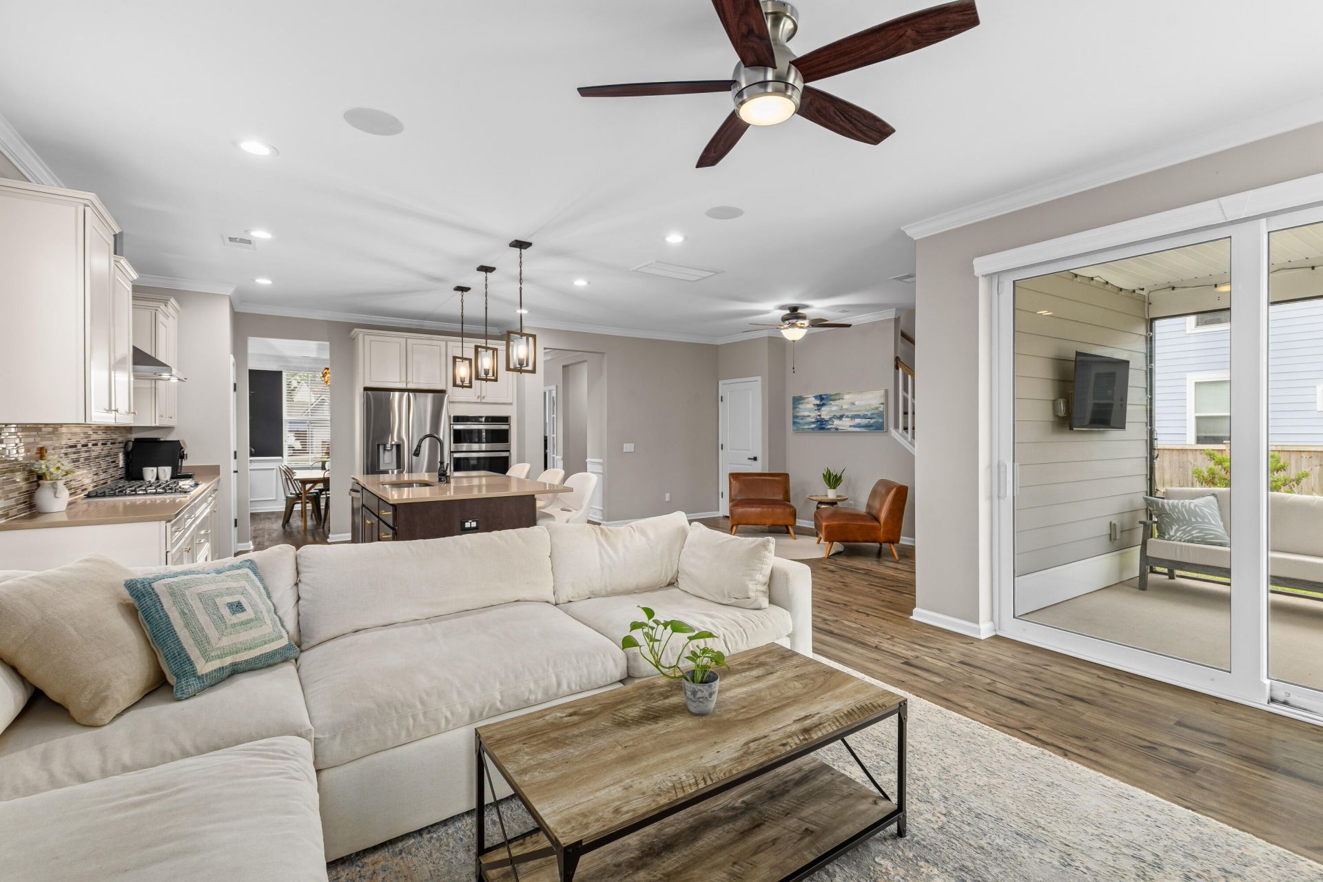 2073 Kemmerlin Street Photo 24