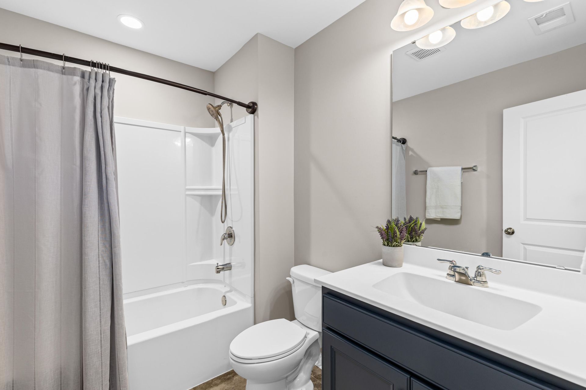 2073 Kemmerlin Street Photo 38