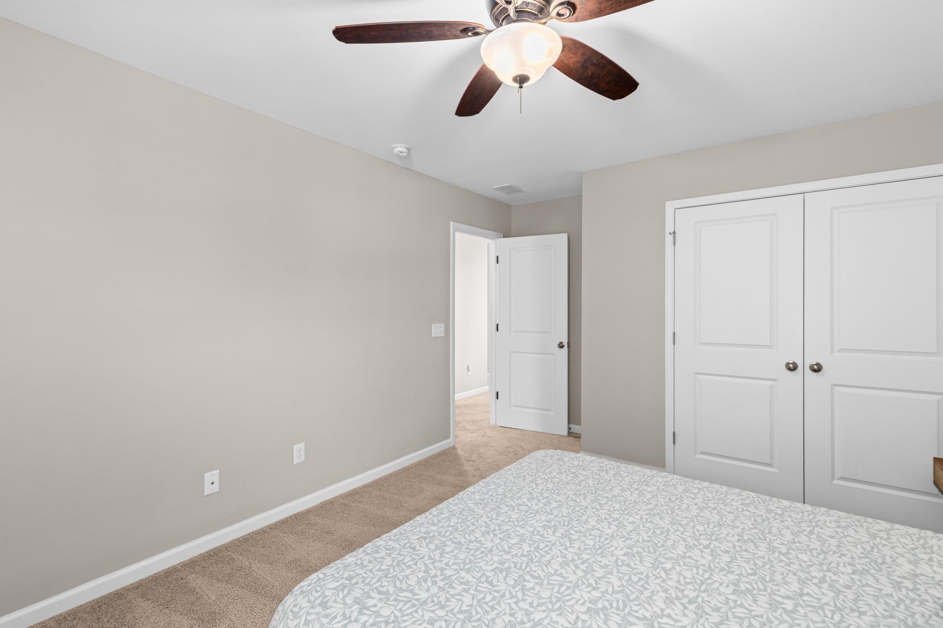 2073 Kemmerlin Street Photo 40