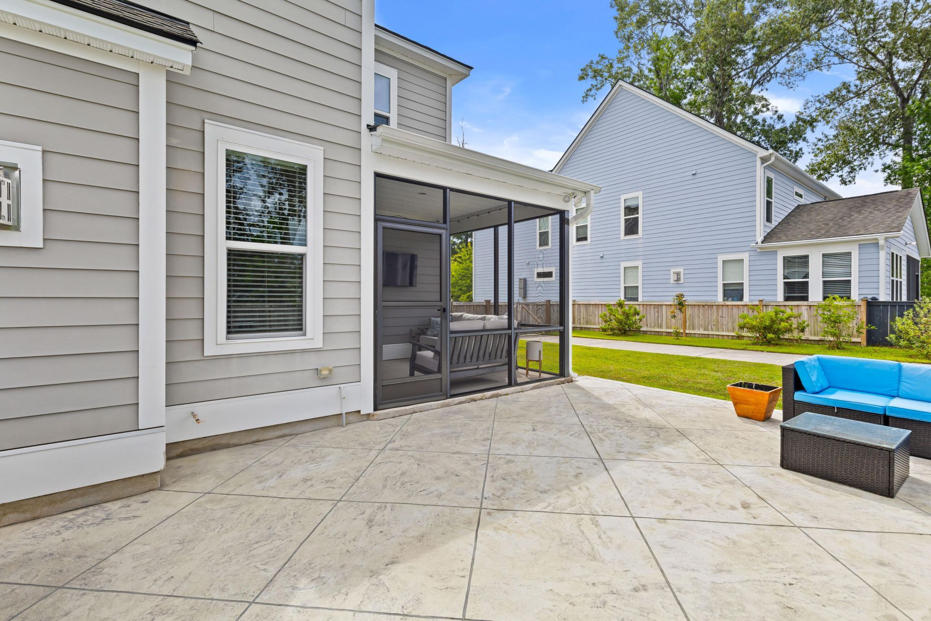 2073 Kemmerlin Street Photo 46