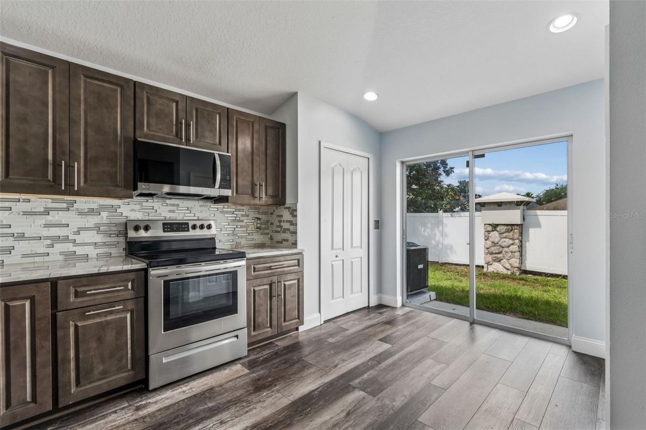 10226 Perthshire Circle, Land O Lakes, FL 34638 Photo
