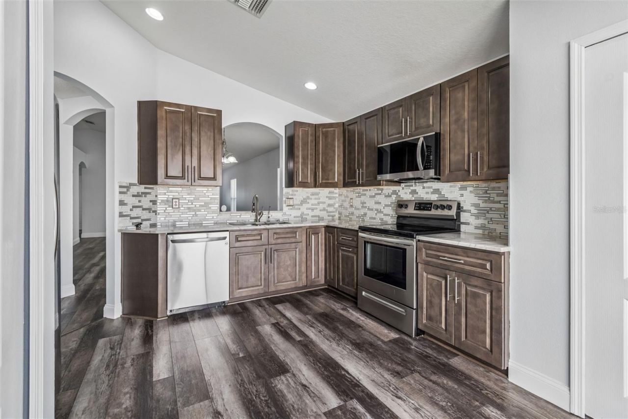 10226 Perthshire Circle, Land O Lakes, FL 34638 Photo