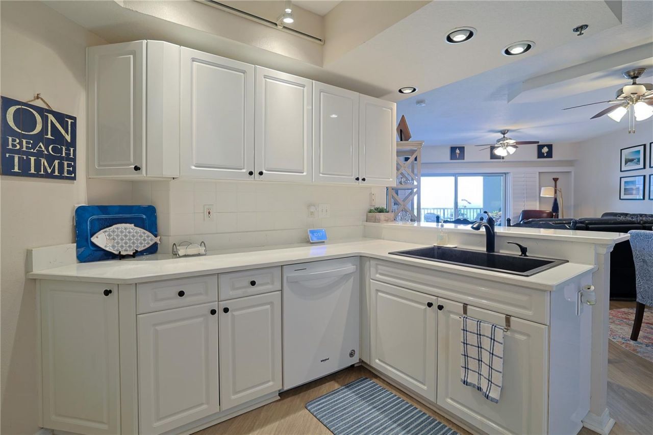 5300 S Atlantic Avenue, Unit 6-402, New Smyrna Beach, FL 32169 Photo