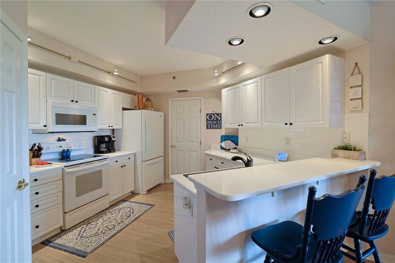 5300 S Atlantic Avenue, Unit 6-402, New Smyrna Beach, FL 32169 Photo