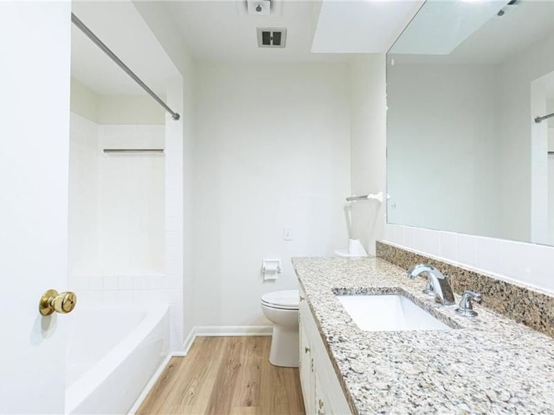 3401 Southdale Drive, Unit 5, Kettering, OH 45409 Photo 13