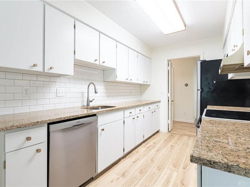 3401 Southdale Drive, Unit 5, Kettering, OH 45409 Photo 5