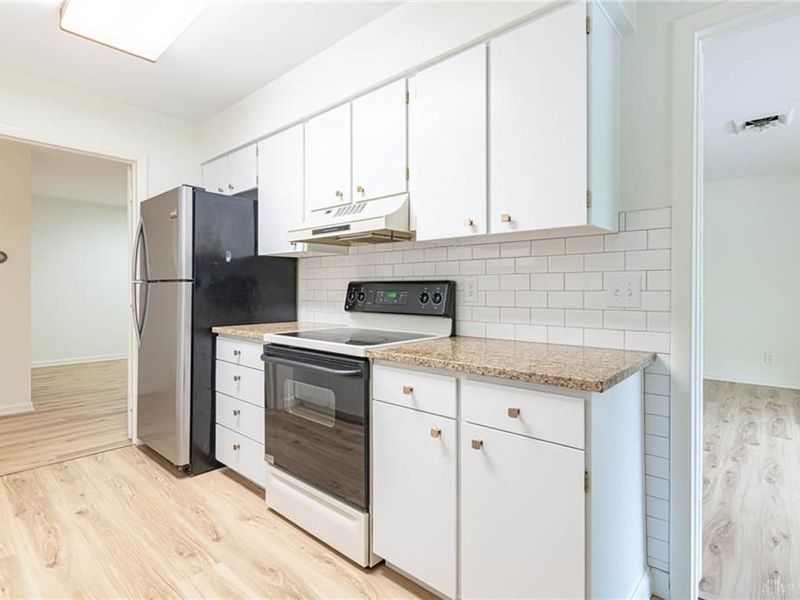3401 Southdale Drive, Unit 5, Kettering, OH 45409 Photo 6