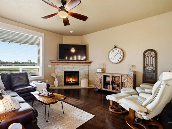 2205 S Herron Dr., Nampa, ID 83686