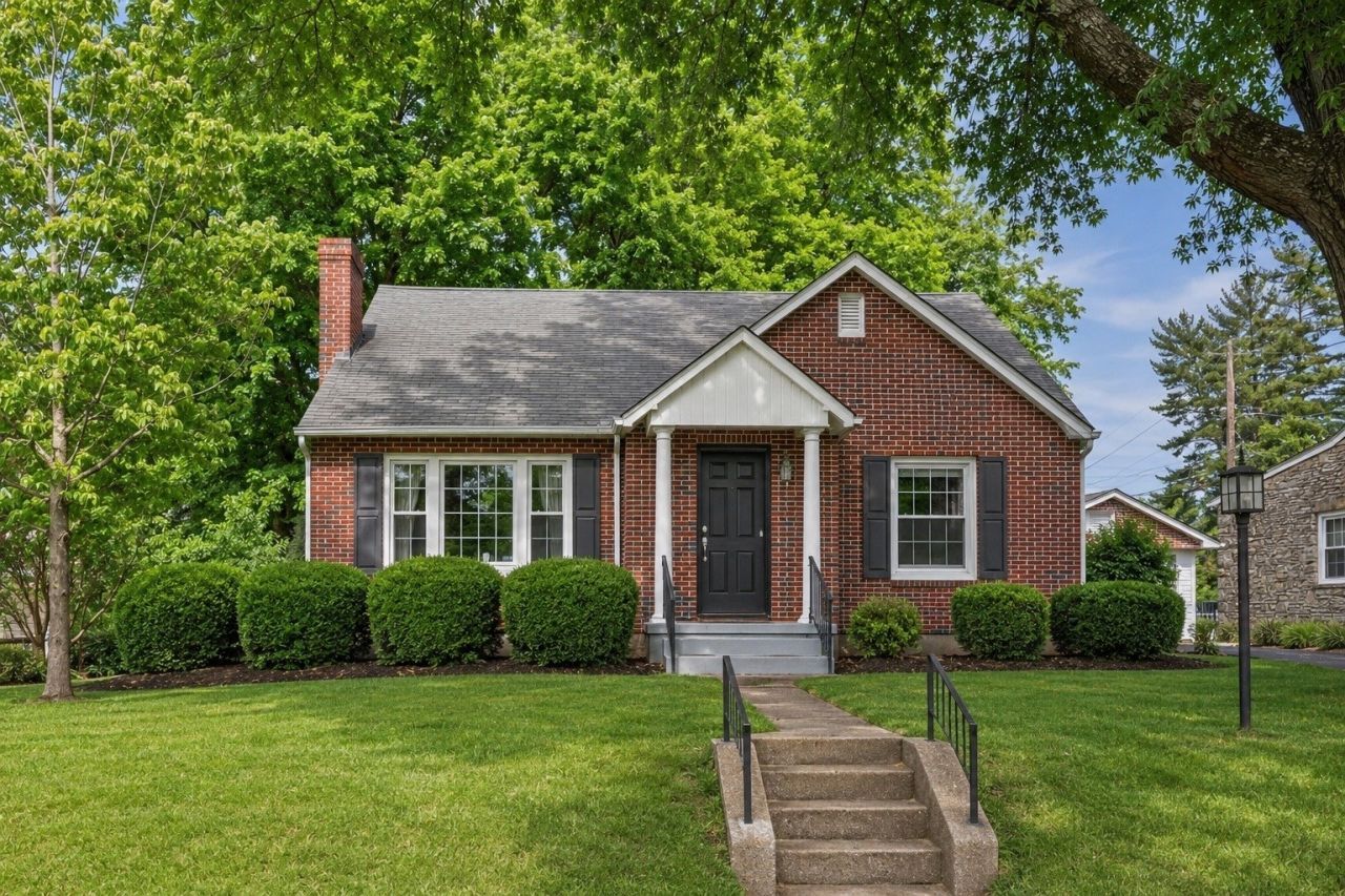 502 4th Ave , Fayetteville, TN 37334 Main Photo