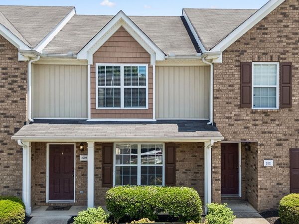 2009 Victory Gallop Ln, Murfreesboro, TN 37128