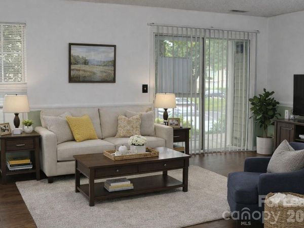 9626-C Vinca Circle , Charlotte, NC 28213