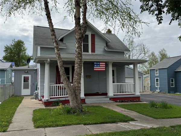 1340 8th Street , Marion, IA 52302