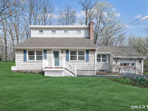 1240 Monroe, Monroe, CT 06468