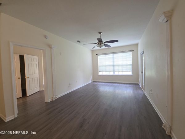 10550 BAYMEADOWS Road, Unit 829, Jacksonville, FL 32256