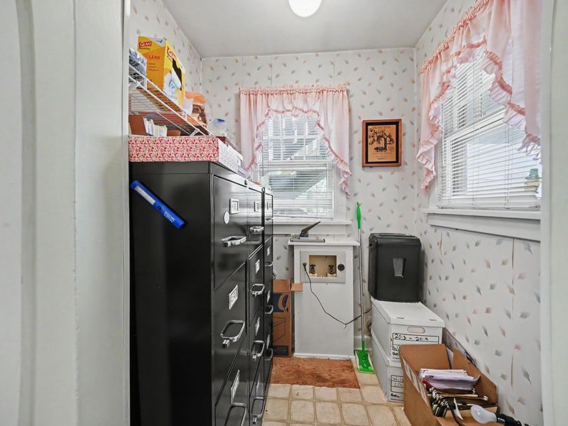 743 & 743 1/2 Harding Way W, Galion, OH 44833 Photo 11