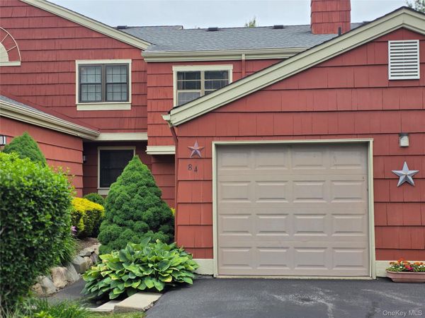 84 Branchwood Lane , Nanuet, NY 10954