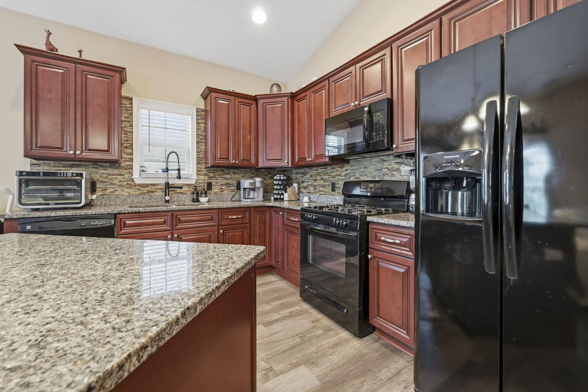 4329 Grande Harbour Blvd.  Photo 11