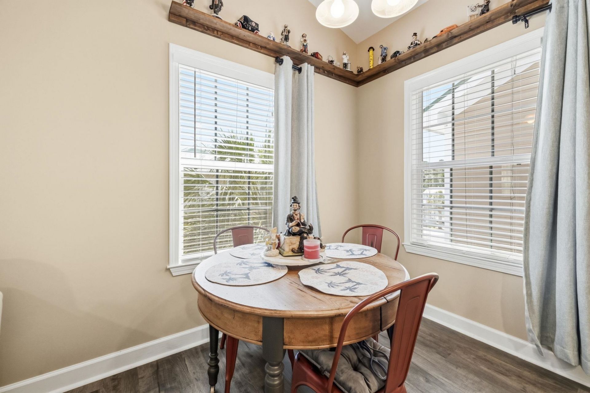 4329 Grande Harbour Blvd.  Photo 8