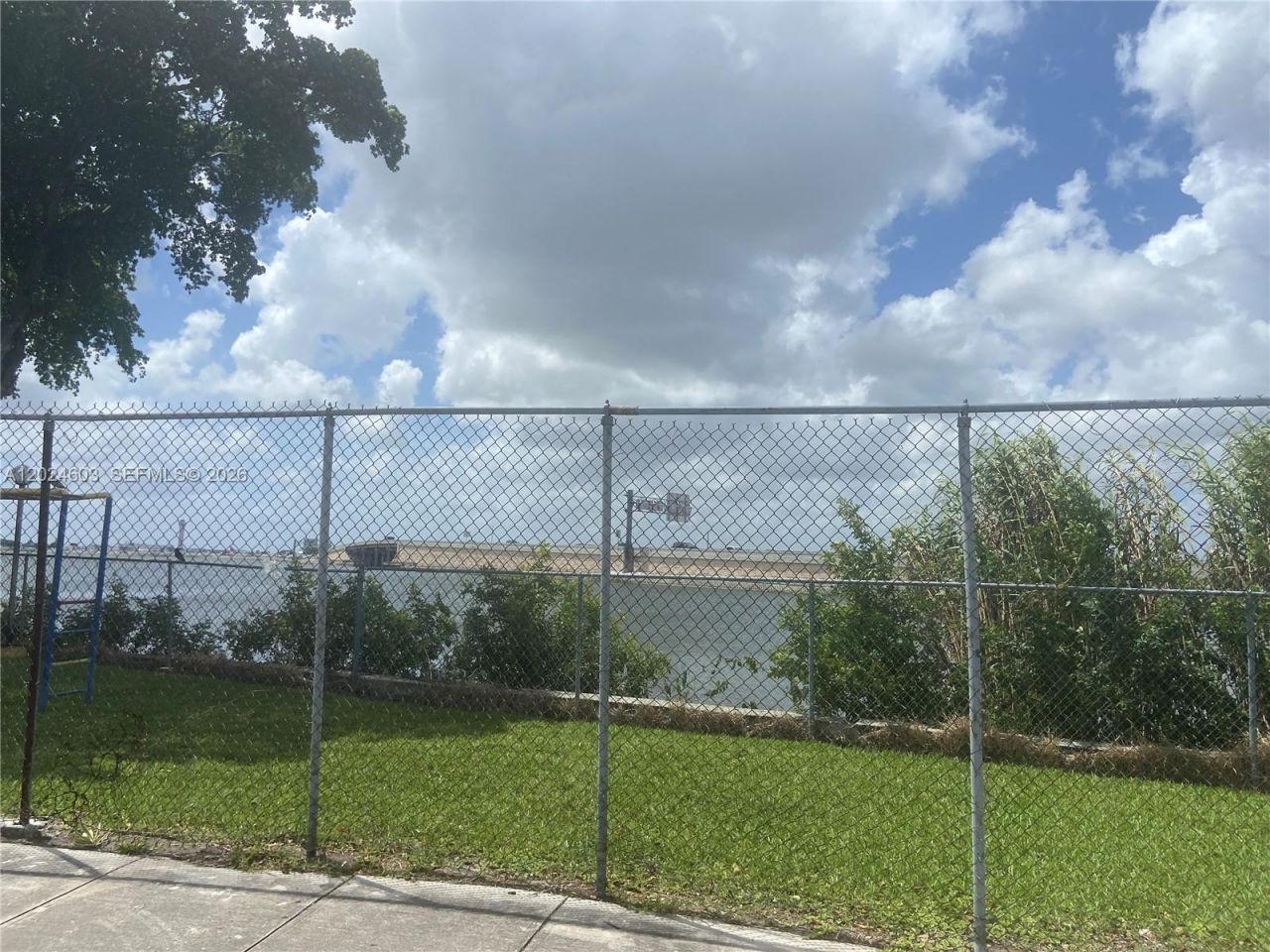 4550 NW 9th St , Unit 203E, Miami, FL 33126 Photo