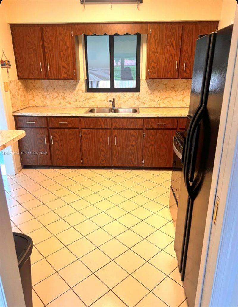 3240 SW 57th Ave , Miami, FL 33155 Photo