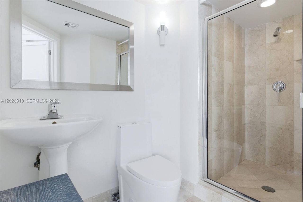 140 Meridian Ave , Unit 315, Miami Beach, FL 33139 Photo