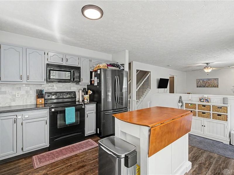 83 S Glen Oak Drive, Springboro, OH 45066 Photo 14