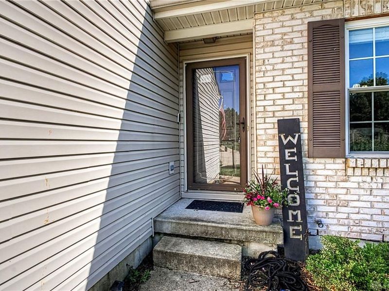 83 S Glen Oak Drive, Springboro, OH 45066 Photo 6