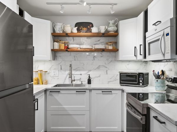 6450 York Avenue S, Unit 414, Edina, MN 55435